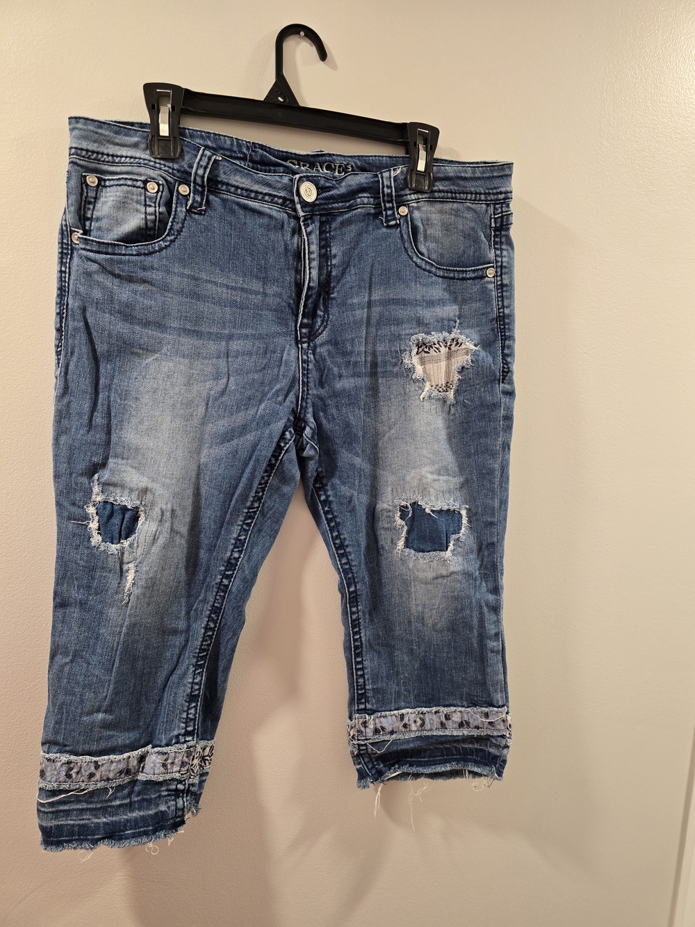 Grace Distressed Blue Cropped Ankle Jeans